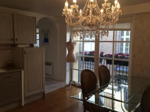 Magnifique Appartement dans Hôtel Particulier Monument Historique