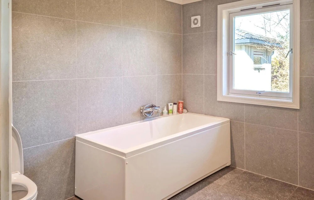 Beautiful Home in Saltrød With Wifi and 4 Bedrooms