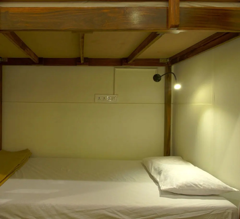 Horn Ok Please Hostel