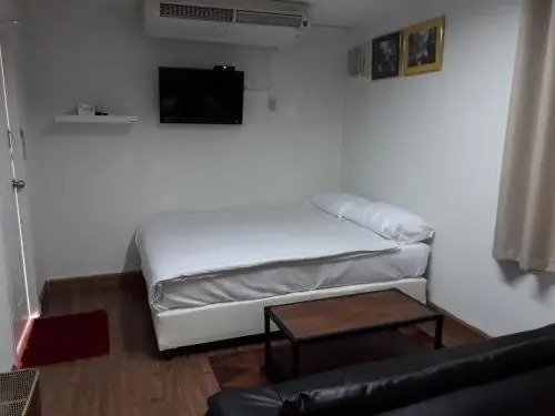 Avocado Resort