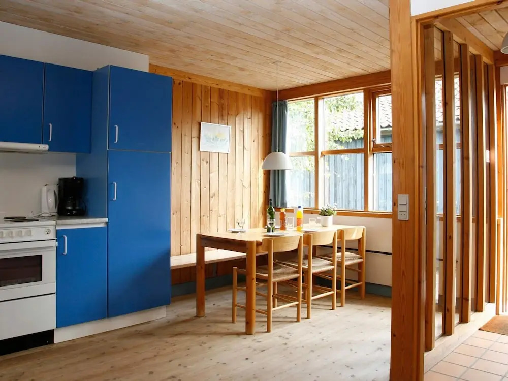 6 Person Holiday Home in Vaeggerlose