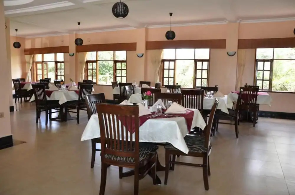 Chambai Safari Hotel