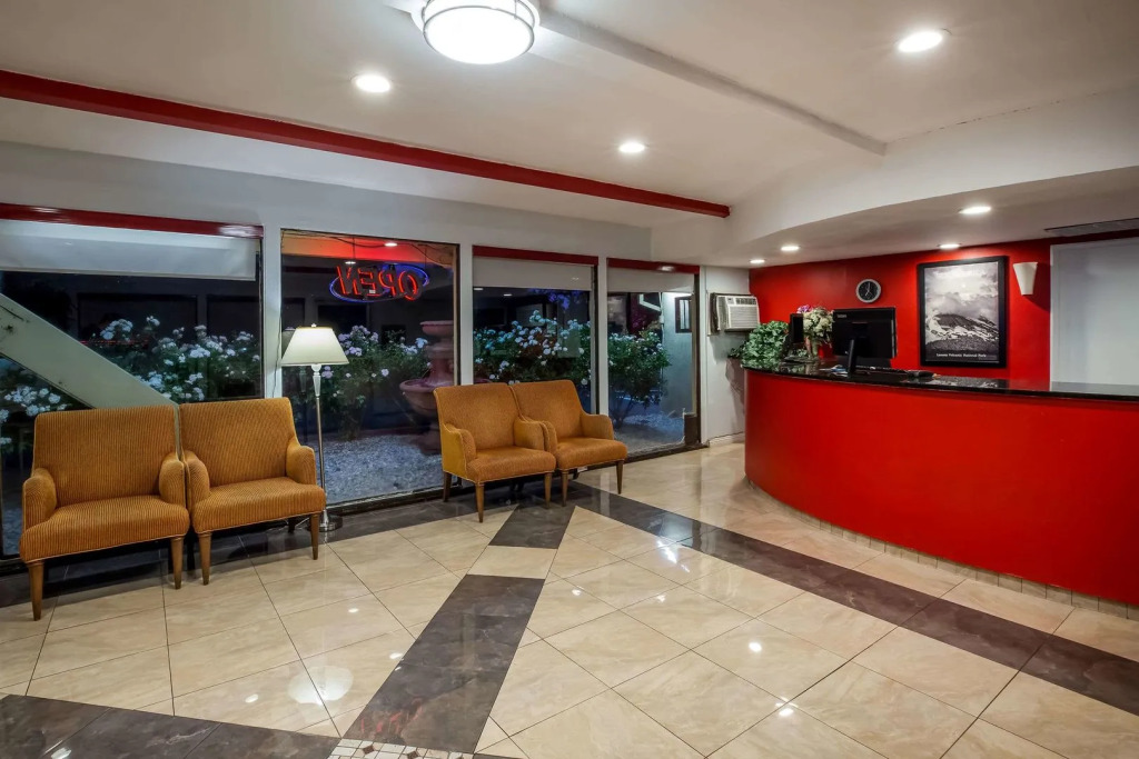 Travelodge by Wyndham Red Bluff South of Redding