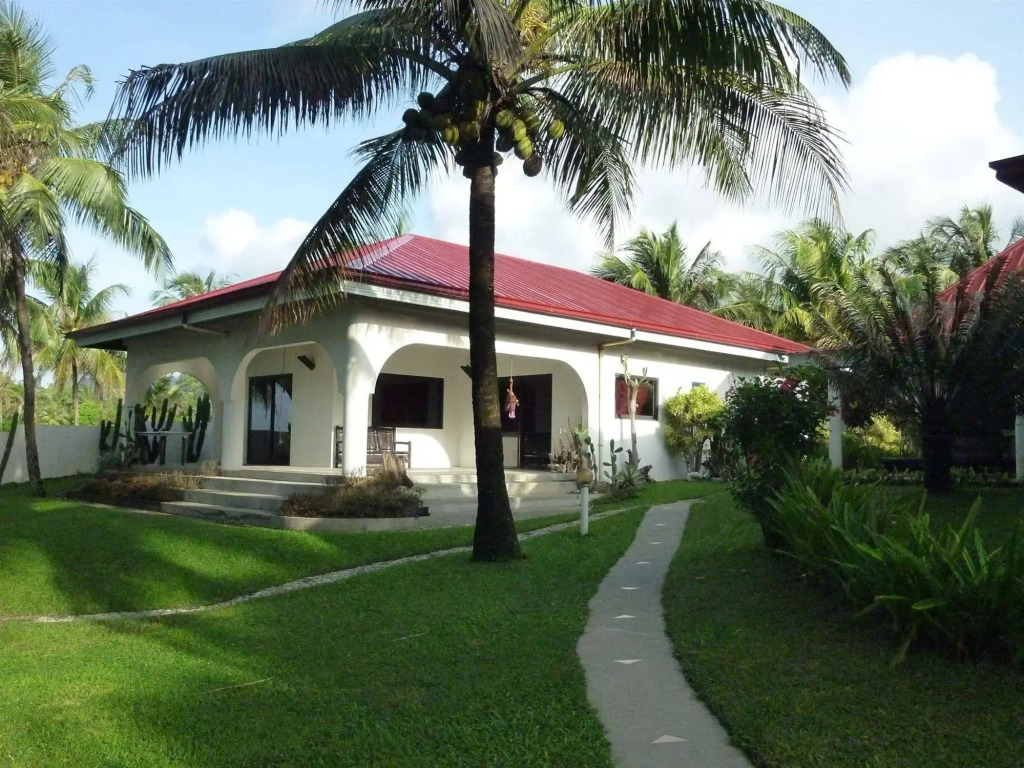 Phaidon Beach Resort