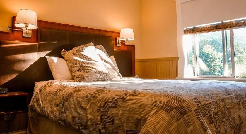 Salt Spring Inn