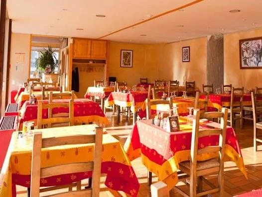 Hôtel Restaurant Les Alpins