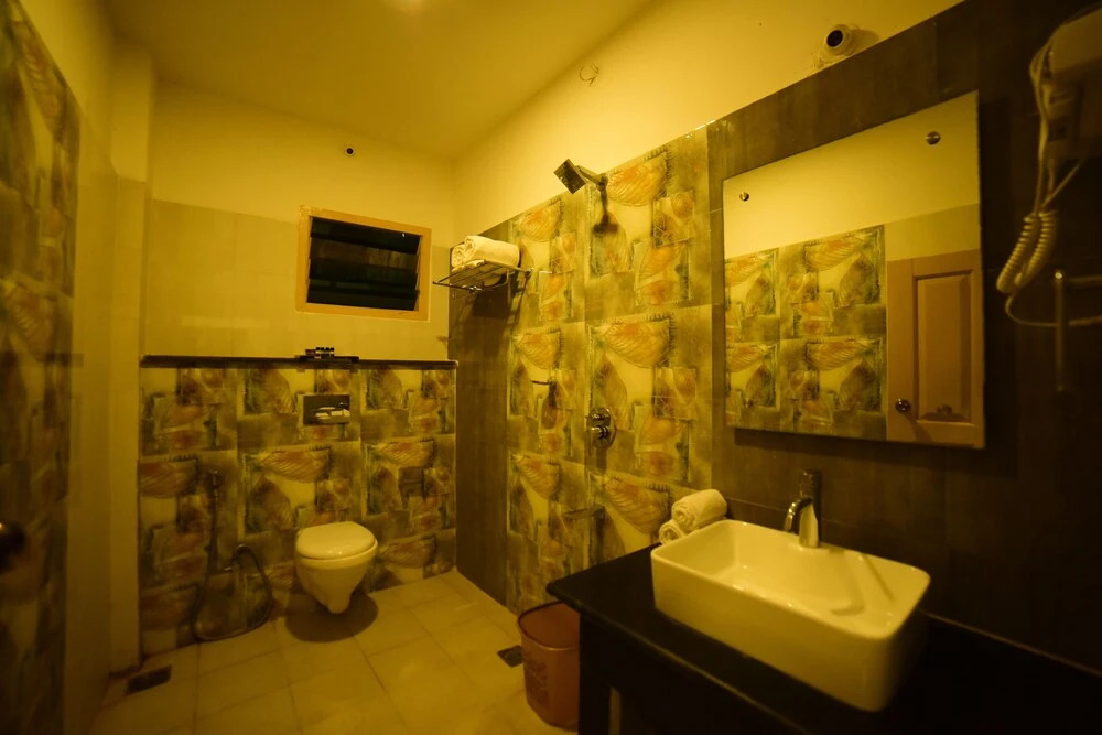 Castle Continental Premium Hotel