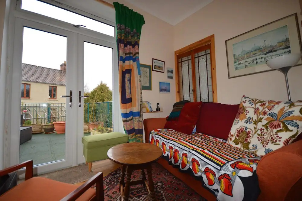 Beautiful 2 Bedroom House In St Werburgs