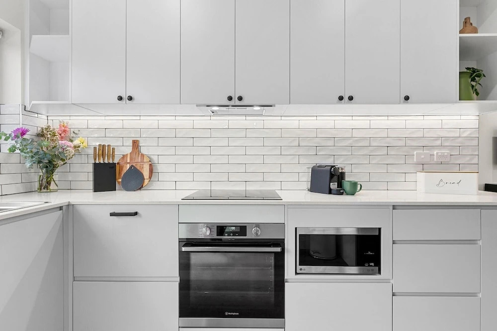 Hamilton Lodge Apartments by Urban Rest