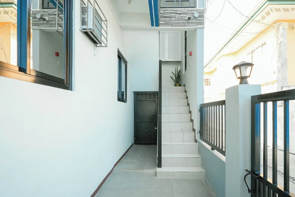 Manzil Anilao Cosy 2 Bedroom Apartment U5