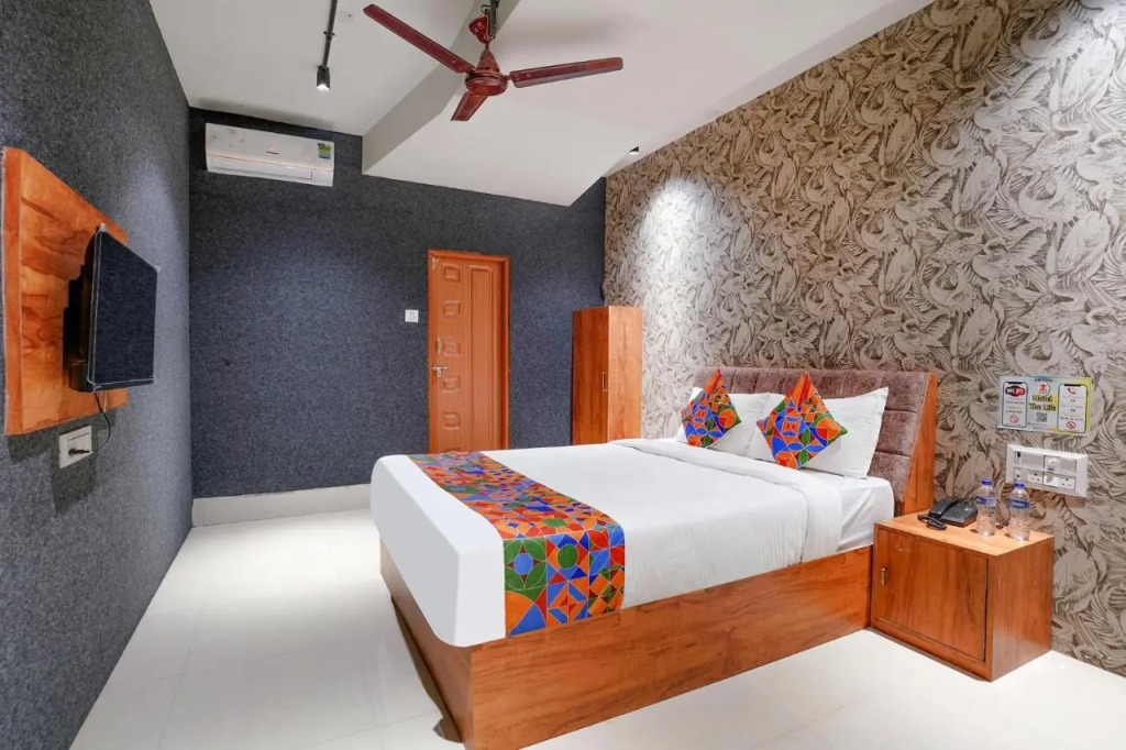 Fabhotel The Life