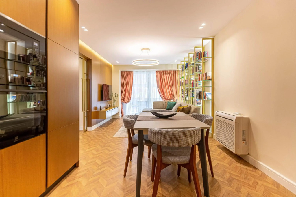Lovely 2-bedroom apt in the center of Tirana city