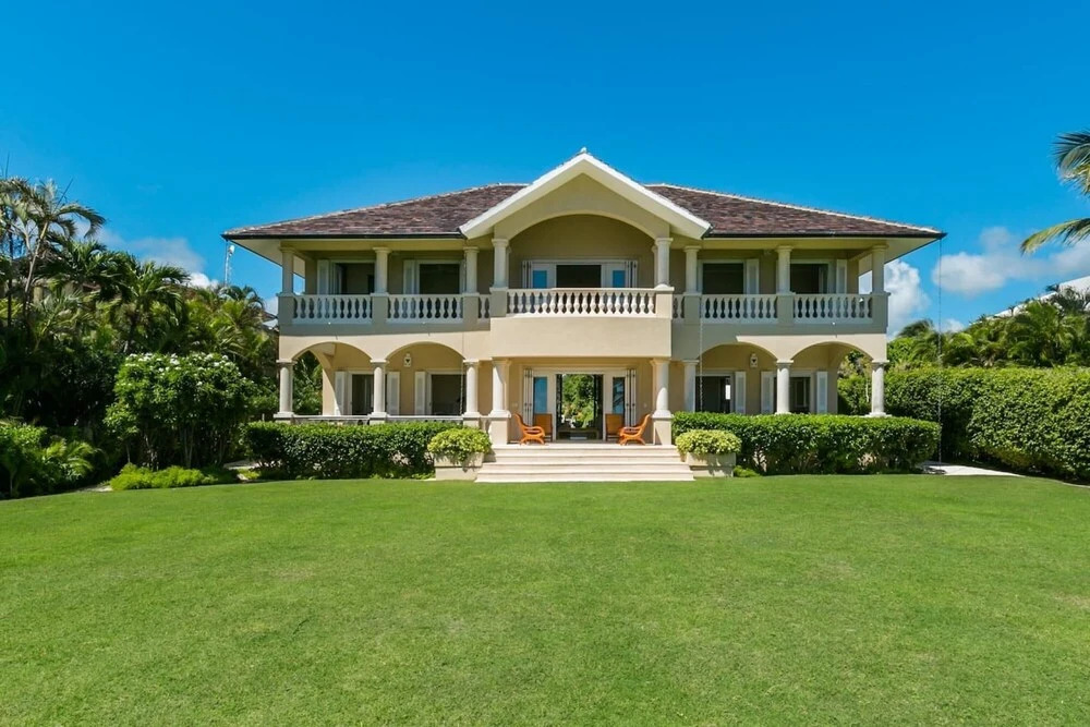 Ocean Font Villa With Direct Access to Beautiful Caribbean sea