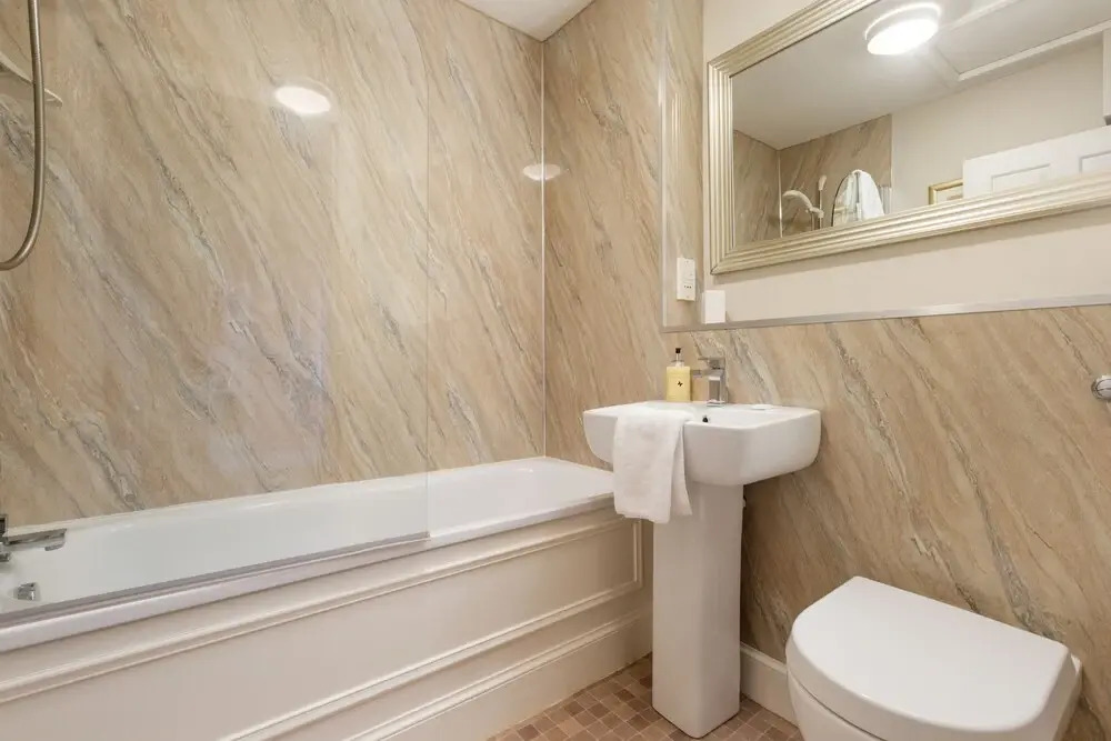 George Square Apartment - Heart of Old Town/University