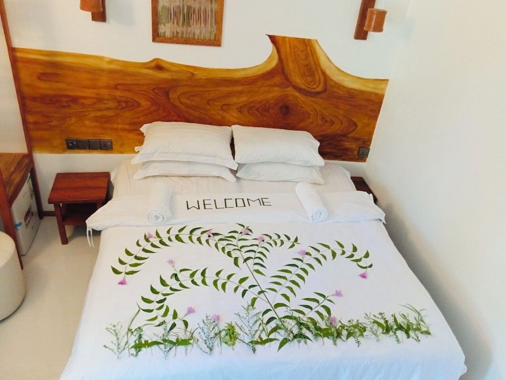 VelaaVani - Turtle Hive Dhiffushi