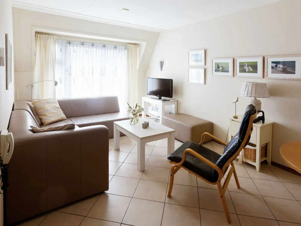 Beautiful Holiday Home in Texel Near Sea