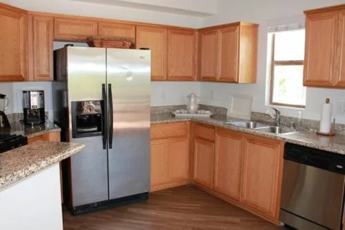 Oakwood At 1060 Glendon Avenue