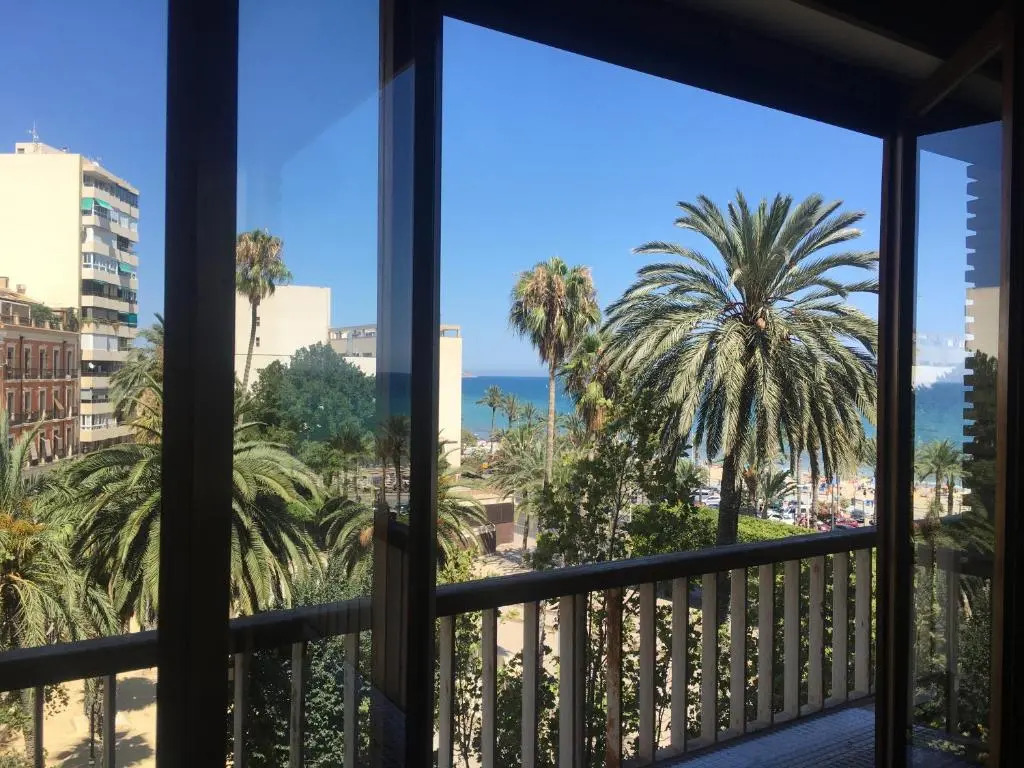 Bel Appartement Face A La Mer