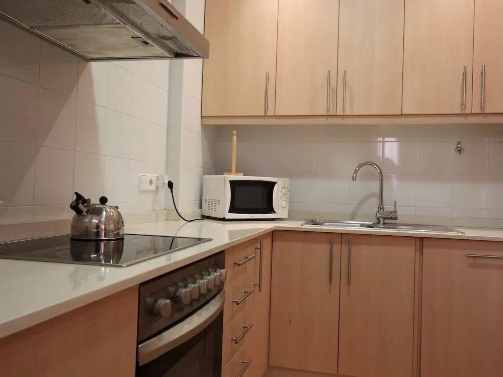 Apartamento con terraza al lado de la playa