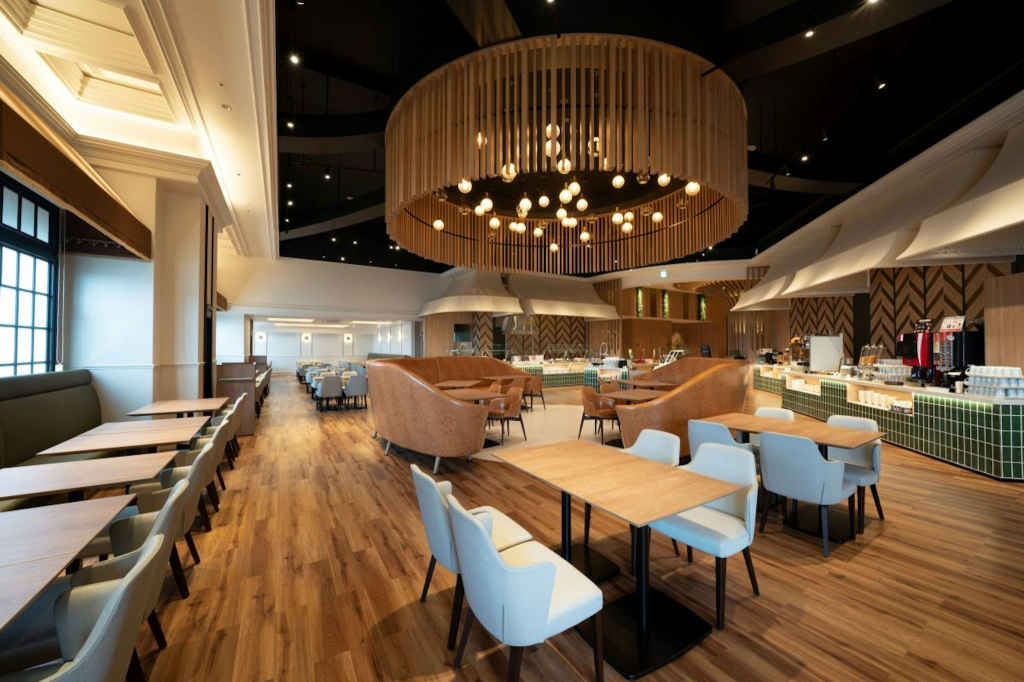 ORIENTAL HOTEL UNIVERSAL CITY