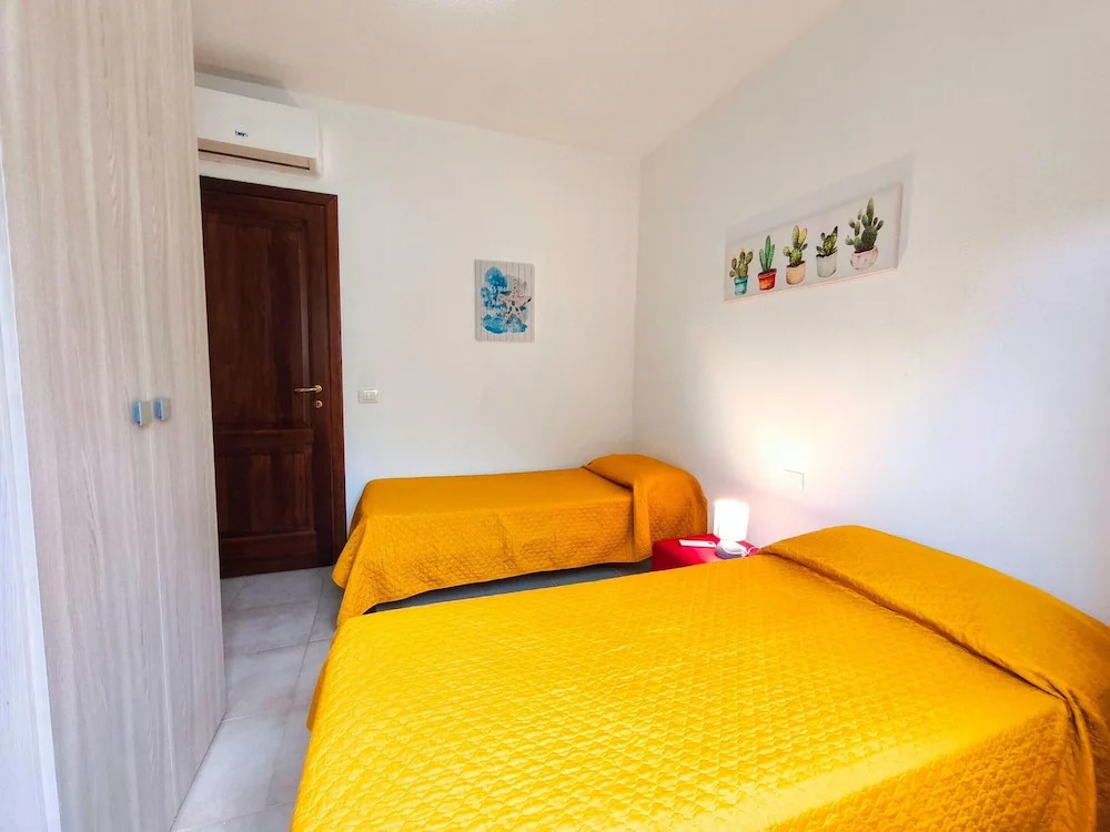 Seaside Apartment Near Budoni