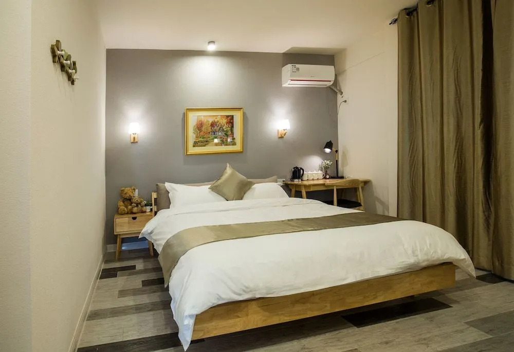 Guilin Lakeside Yige Hotel
