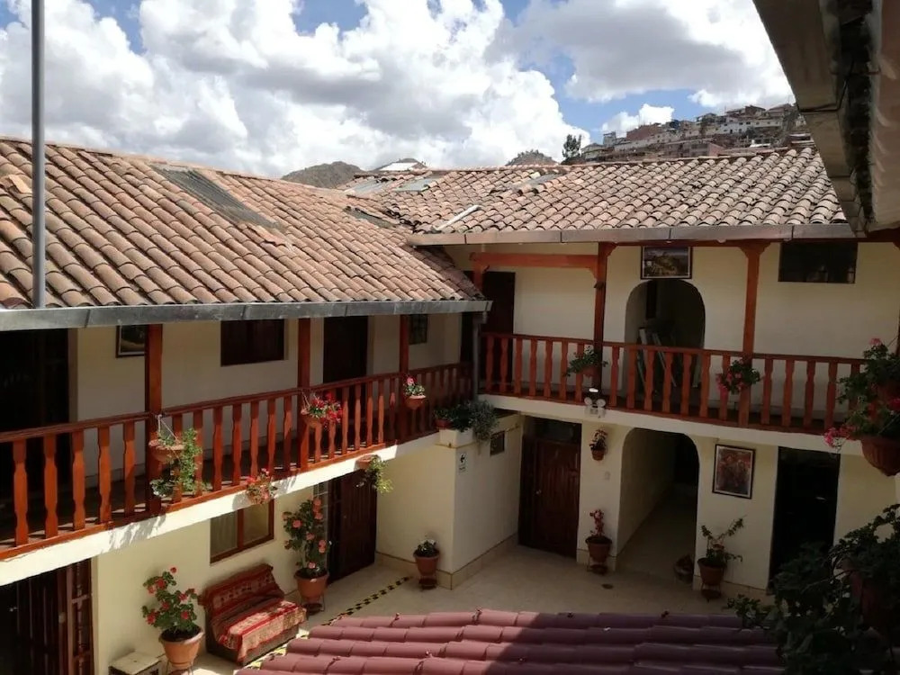 Hostal Carmeli A&C