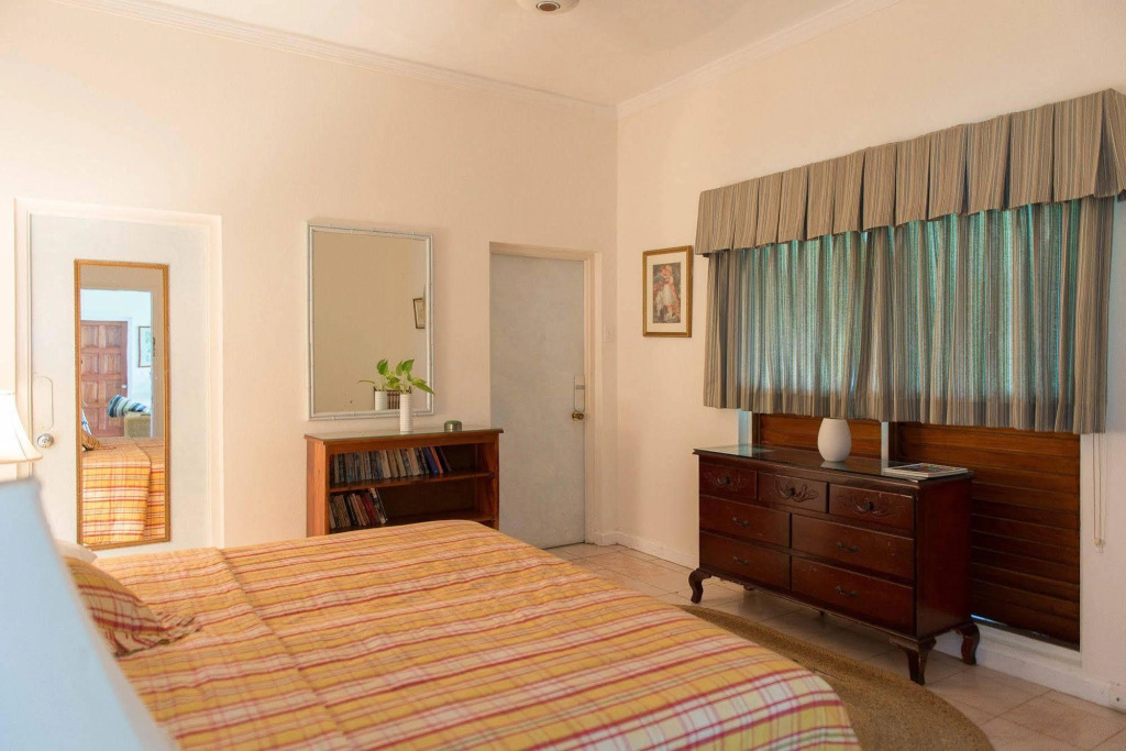 4 BR Oceanfront Family Villa - Ocho Rios