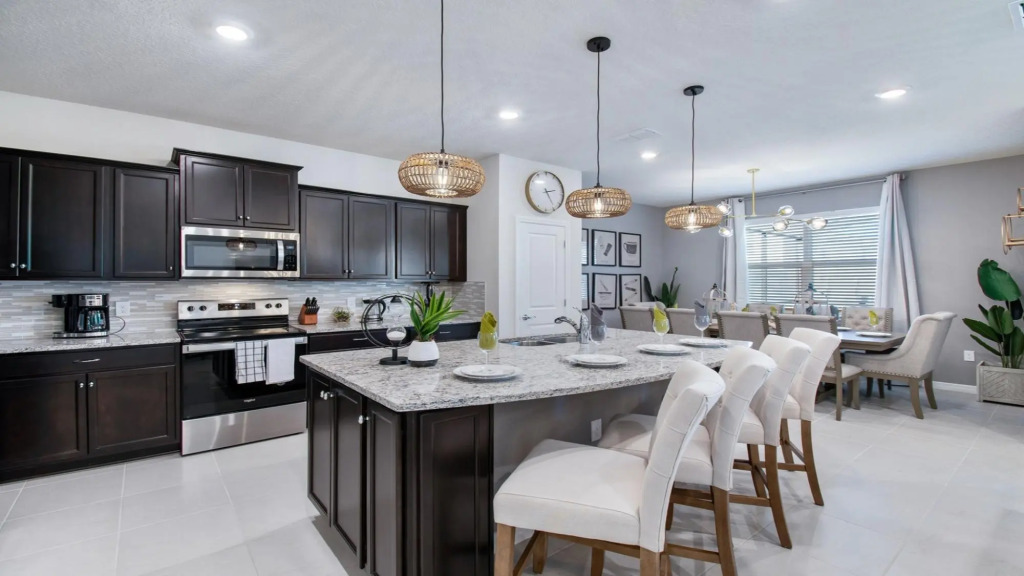 Family Themed NEW Windsor Island Home w Pool