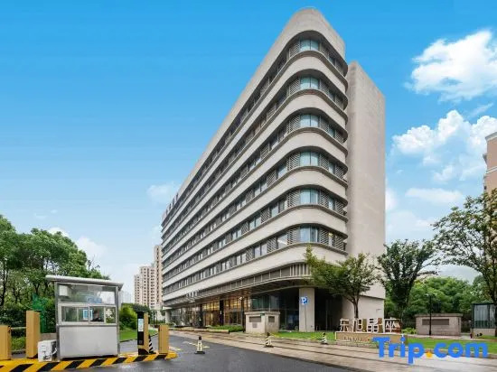 JI Hotel (Shanghai Dongjing Road Subway Station)