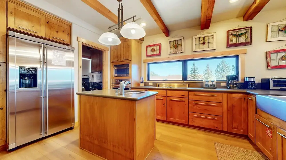 Val DIsere 10 5-Star Luxury with Game room and Gorgeous Mountain Views, Walk to The Village. by RedAwning