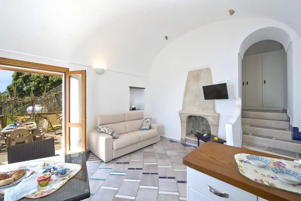 Il Nido Del Falco - Art house with terrace and sea view