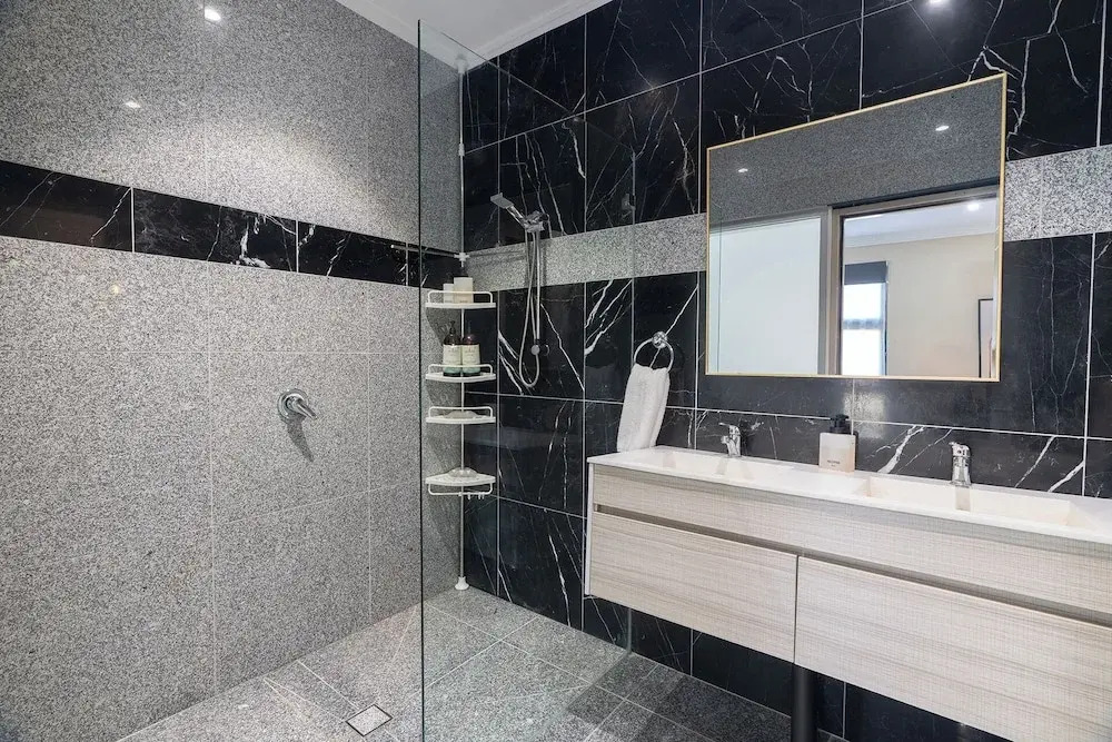 Lake Macquarie Manor