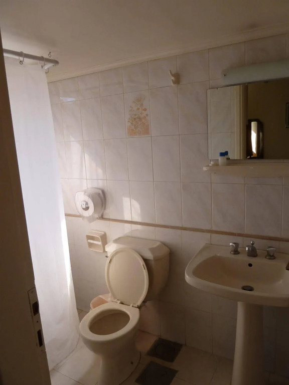 Holiday Suites Hotel & Beach Resort