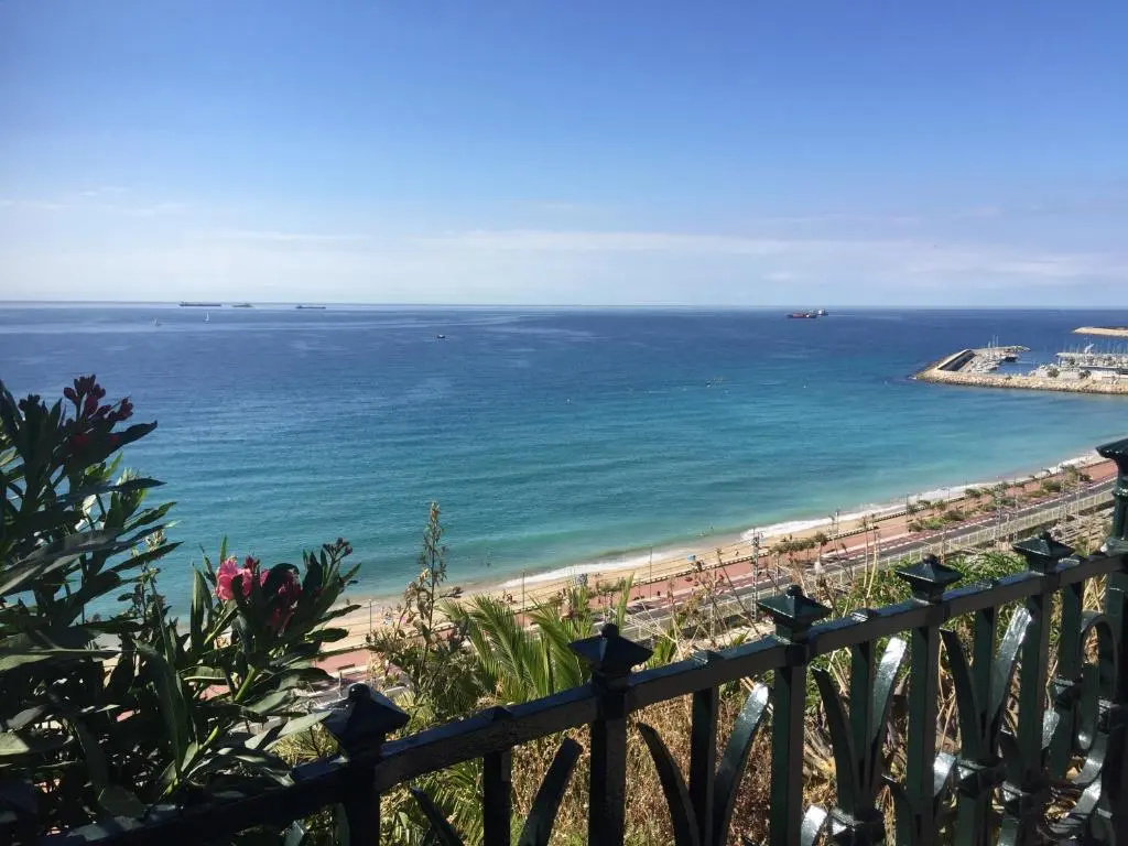 Espectacular Tarragona Corsini Apartment-2, en el centro, con parking
