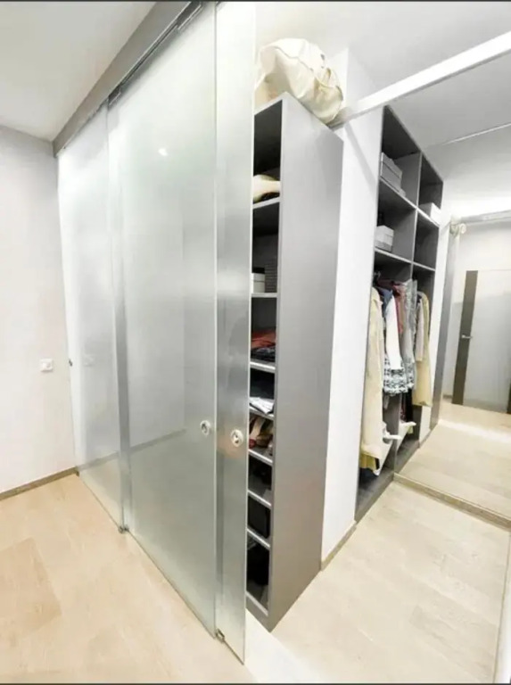 Most City area 2-bedroom Lux, Ekaterinoslav square