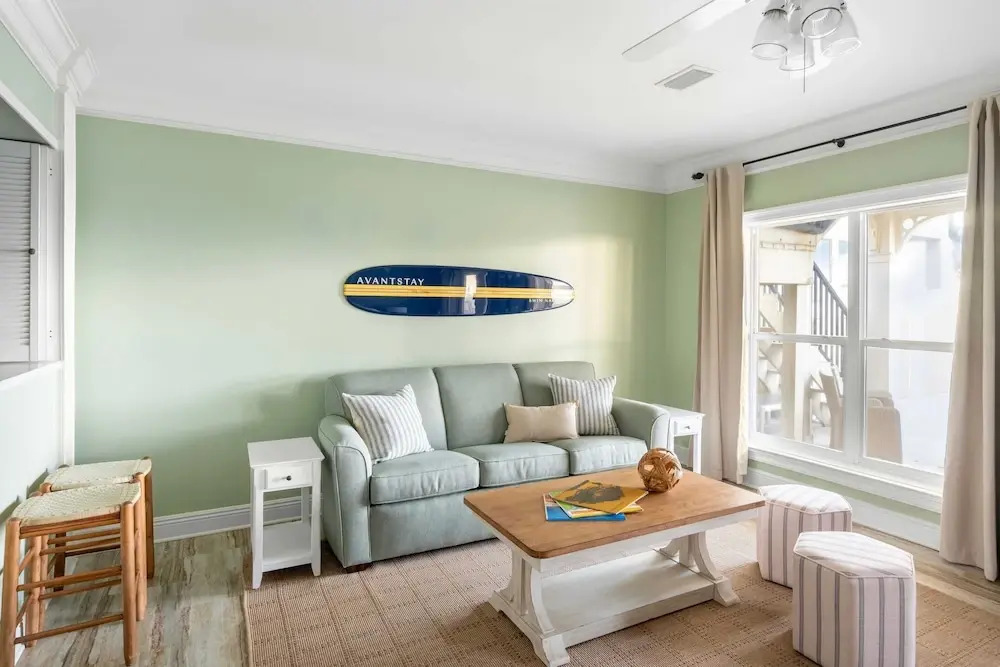 Promenade - Beach Front Mansion w Breathtaking Views & Pool!