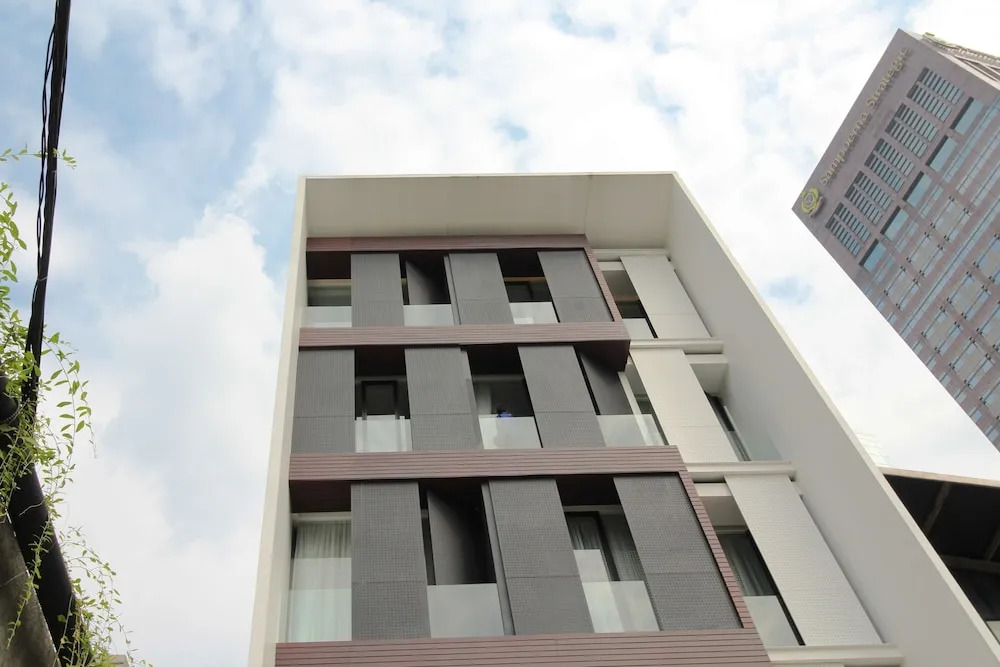 Airy Kuningan Bek Murad 73 Jakarta