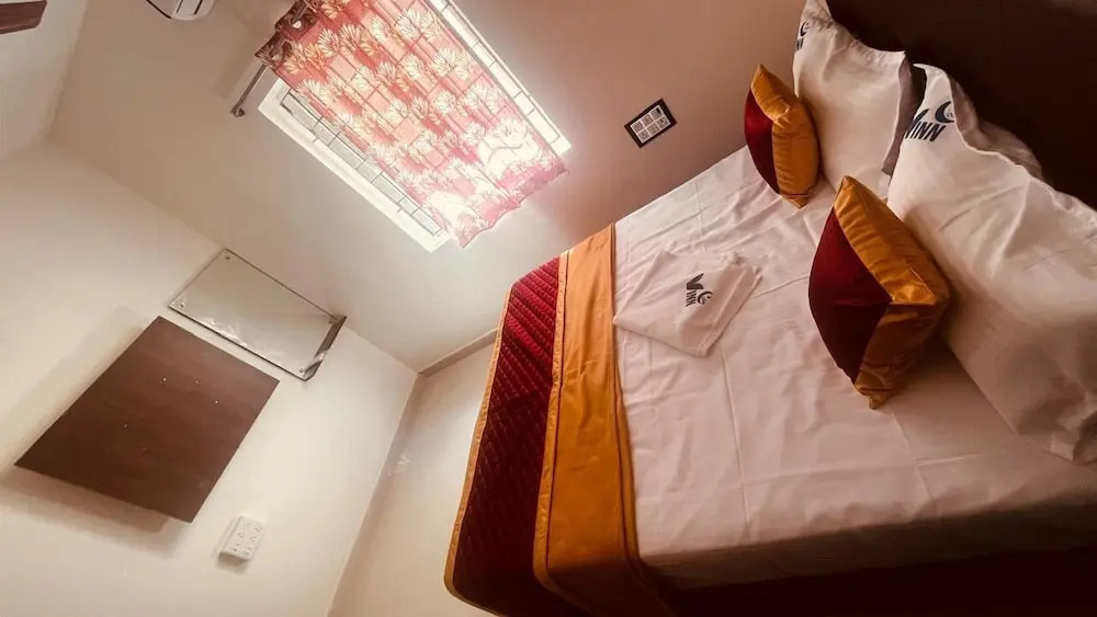 V Inn Service Apartments