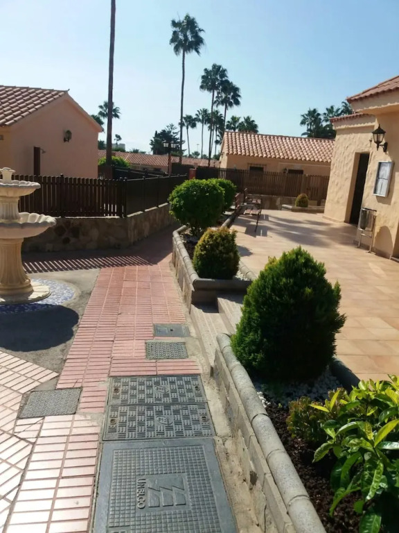 Bungalow With one Bedroom in Playa del Inglés - Maspalomas, With Shared Pool, Furnished Terrace and Wifi - 500 m From the Beach