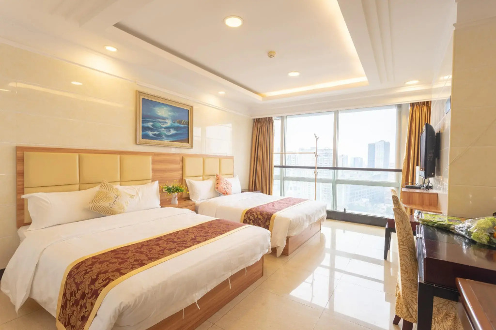 Sunny Private Apt Of Grand Continental