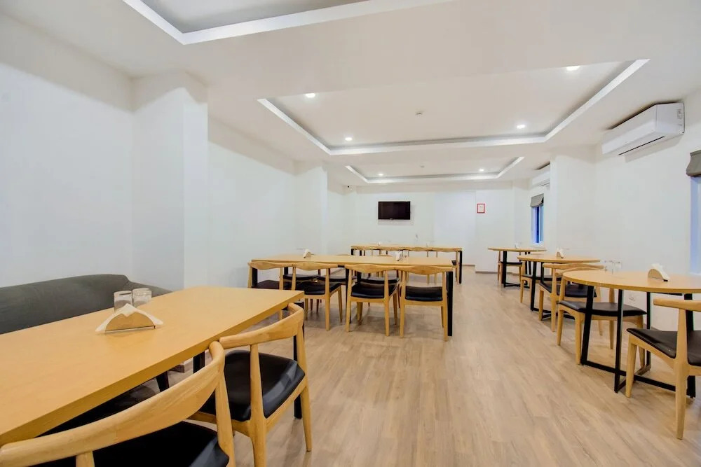 Super Townhouse Paldi Bus Terminal Ahmedabad Formally Neelkanth