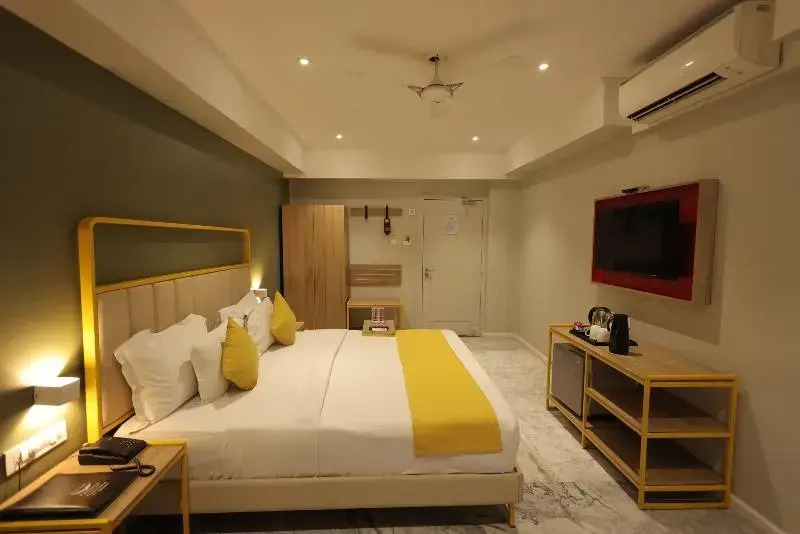 Phoenix Unmatched Comfort - Hotel Near Fateh Sagar Lake Udaipur