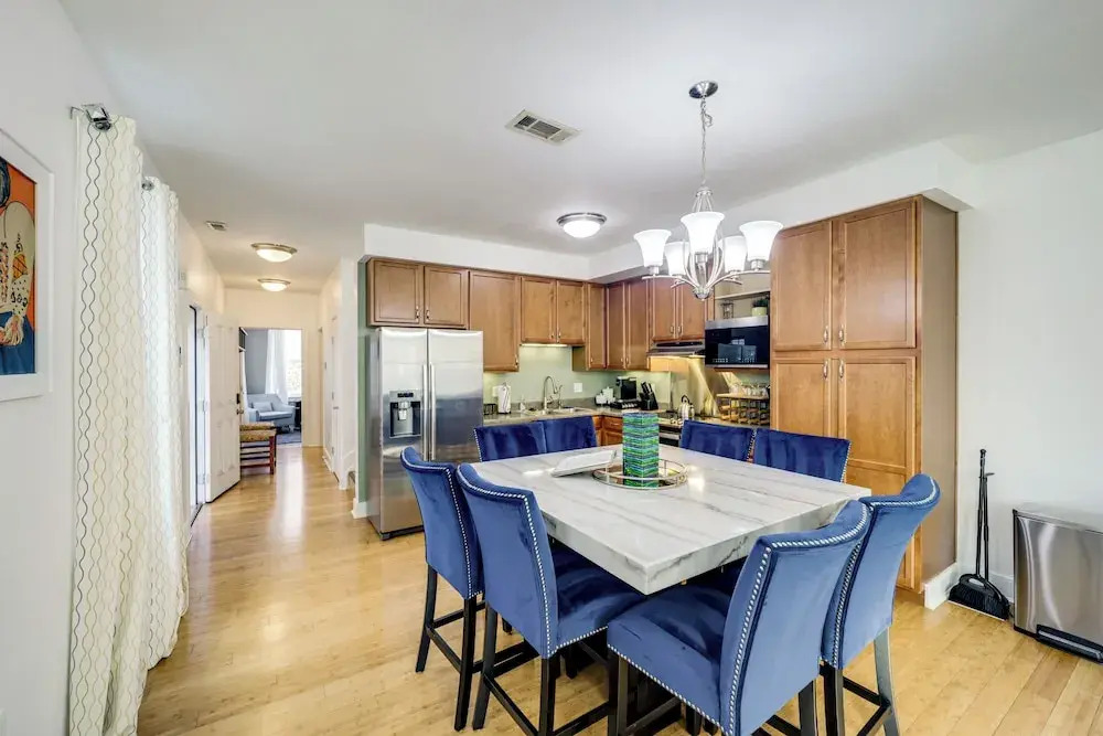 Queen City Charm Near University & Hospitals