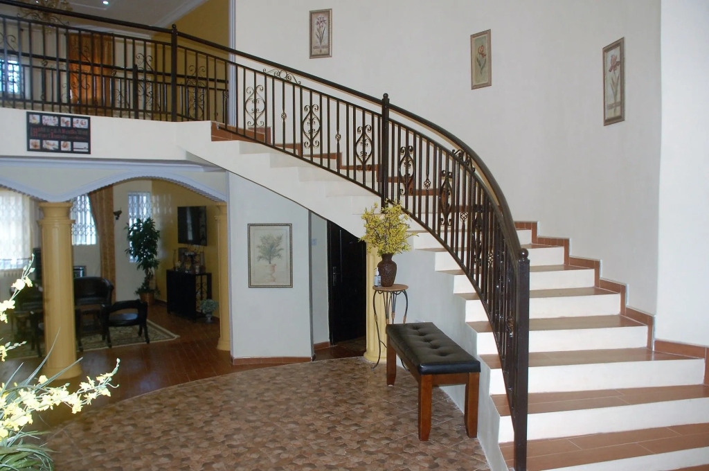 Home Away Suites