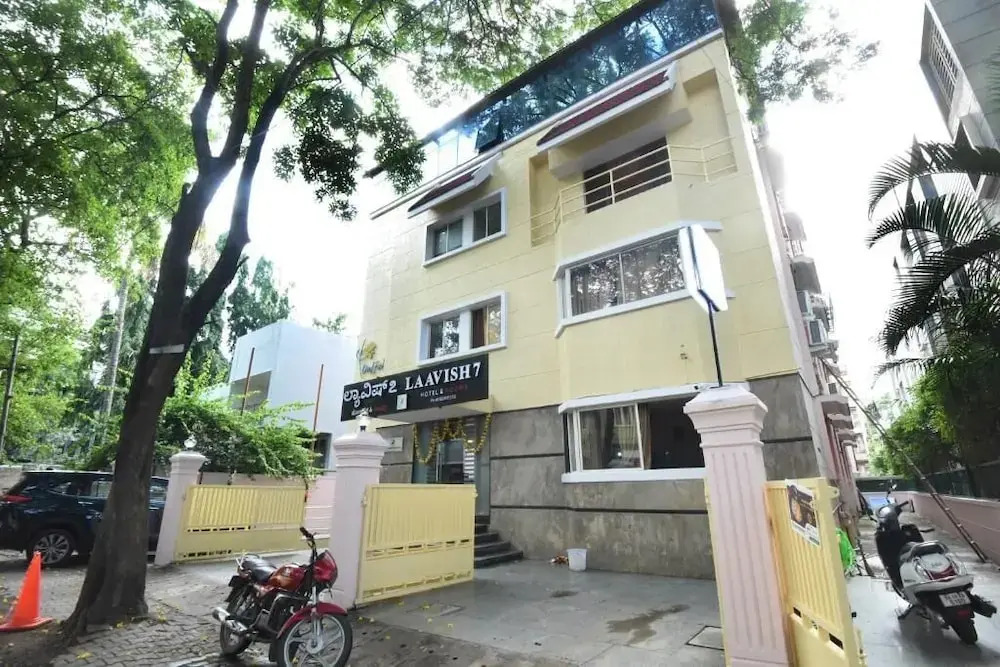 Laavish 7 Hotel