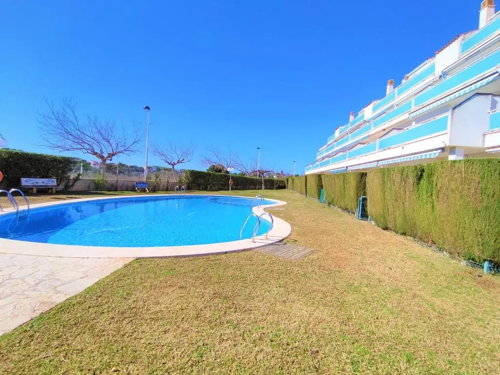 BAJO CON JARDIN Apartamentos Canaret ALBERT VILLAS