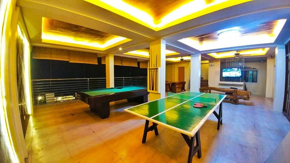 Summer Palace Hotspring Resort