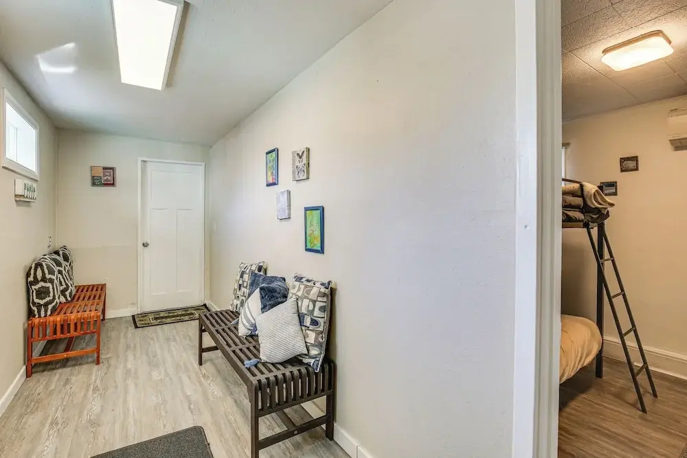 < 1 Mi to University of Oregon: Eugene Home