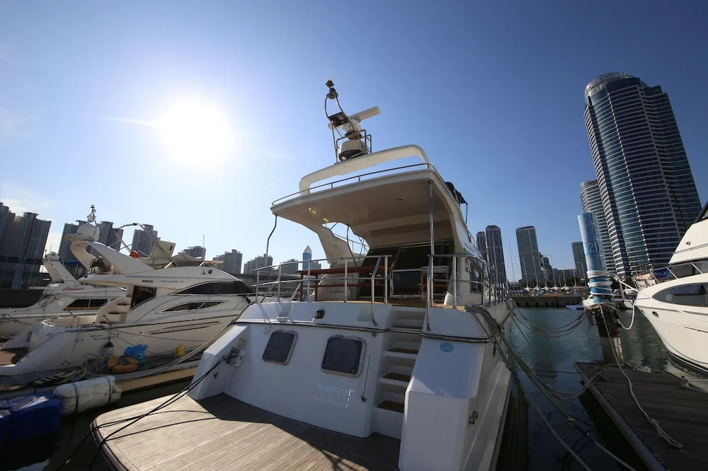Marine City Yacht Club Stay